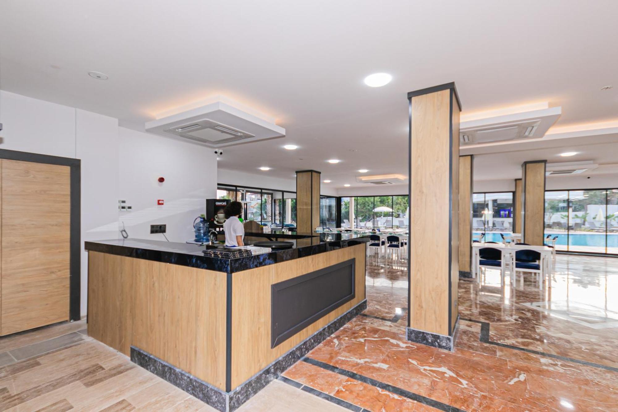 Lara World Hotel Antalya Exteriér fotografie
