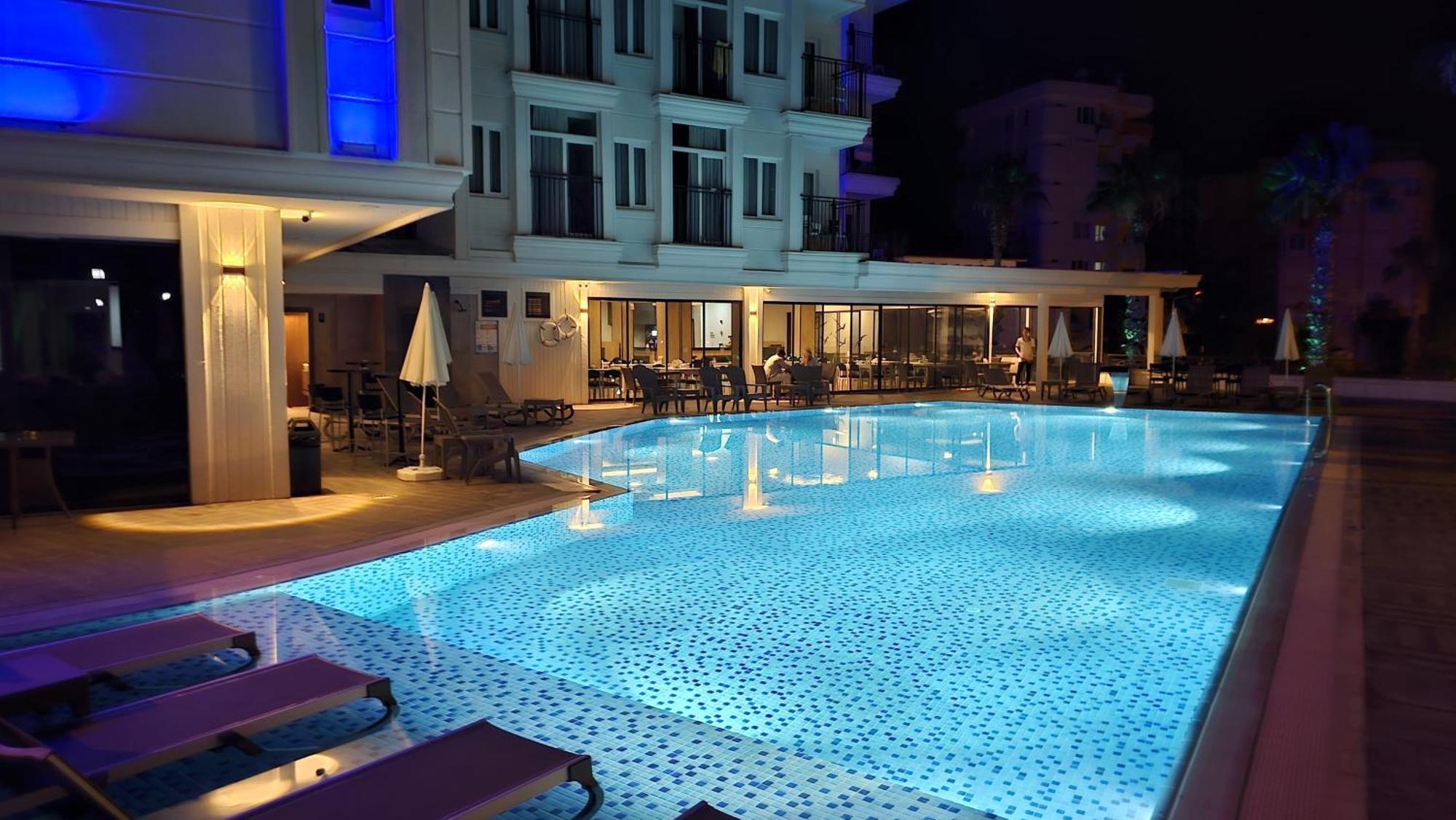 Lara World Hotel Antalya Exteriér fotografie